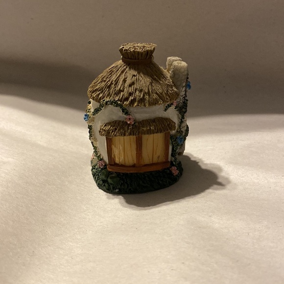 Little Bunny house - Picture 2 of 5